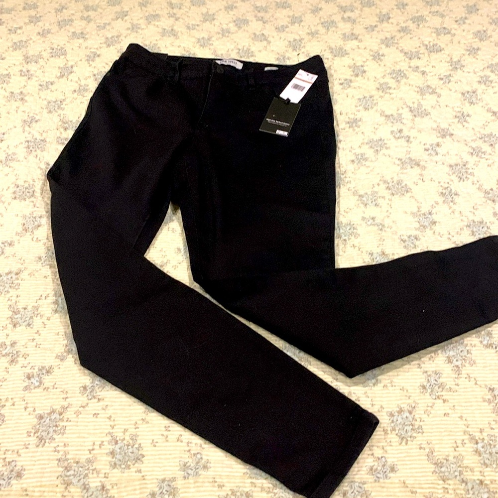 Nine West Black Jeans Women’s Sz 12 NEW High-rise Perfect Skinny 5-Pocket Class - Picture 1 of 7